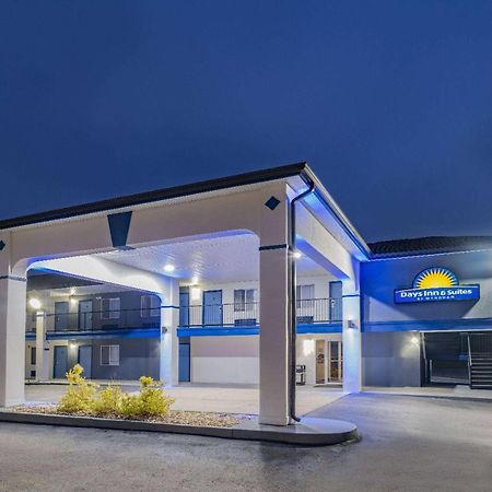 Days Inn By Wyndham Hamilton Exterior foto