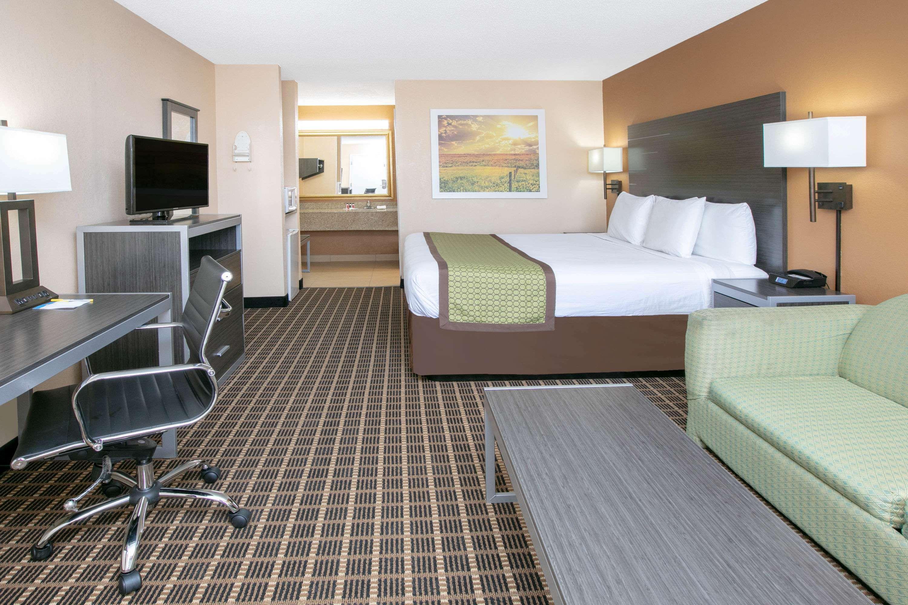 Days Inn By Wyndham Hamilton Exterior foto